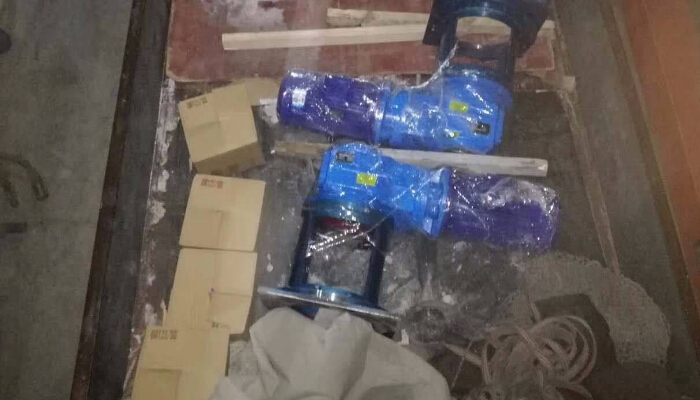 350公斤空氣壓縮機(jī) 350公斤空氣壓縮機(jī)