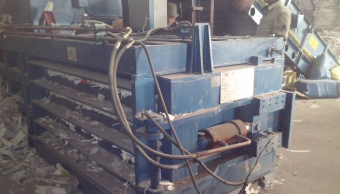 350公斤空氣壓縮機(jī) 350公斤空氣壓縮機(jī)